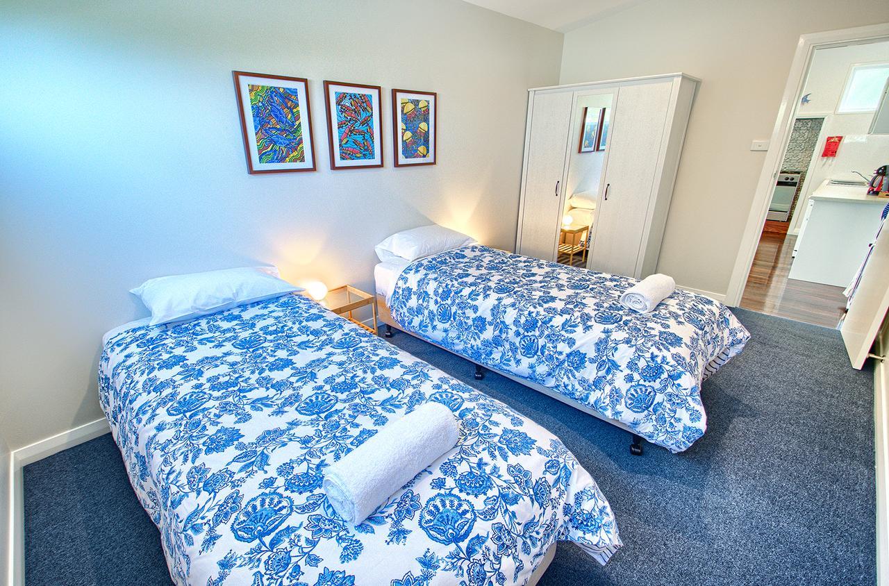 Jeffries Cottage Albany Room photo